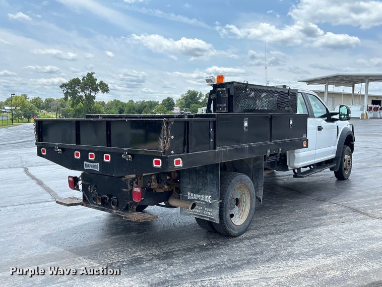 2017 Ford F450 Super Duty XL Ext. Cab Flatbed Truck - photo 5