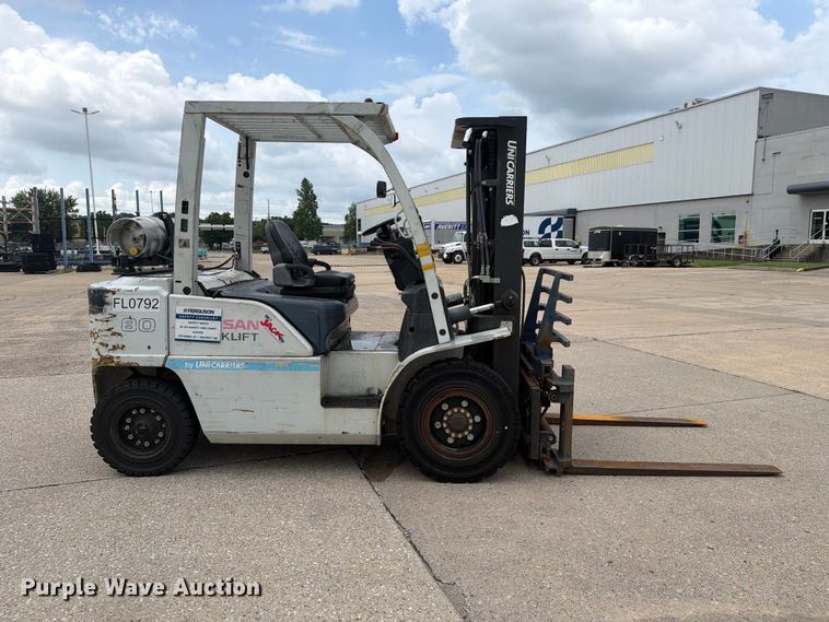 2014 Nissan PF80 Forklift - photo 4