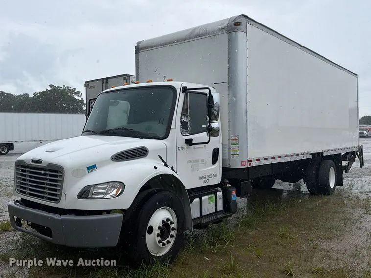 2018 Freightliner Business Class M2 Box Truck