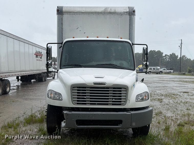 2018 Freightliner Business Class M2 Box Truck - photo 2