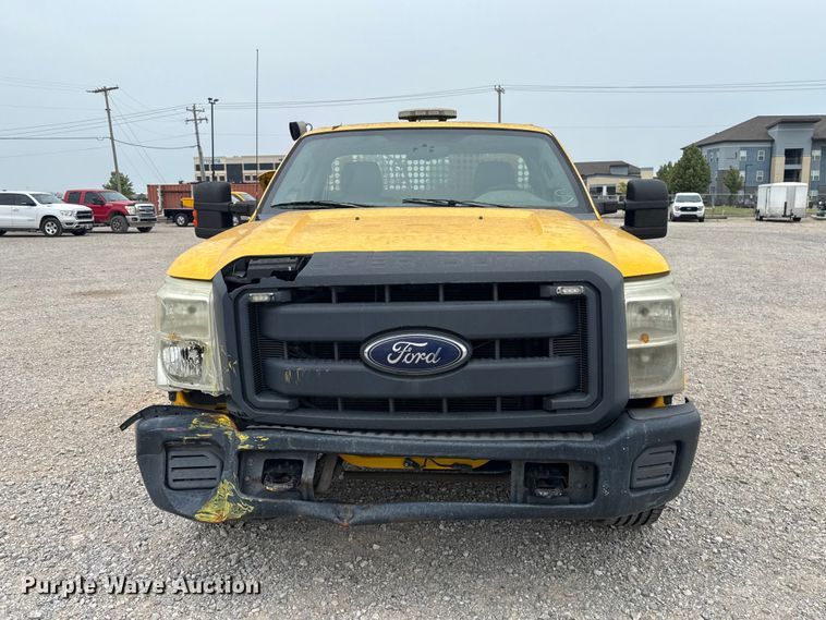 2015 Ford F350 Super Duty Utility Bed Pickup Truck - photo 2