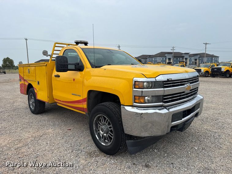 2016 Chevrolet Silverado 3500HD Utility Bed Pickup Truck - photo 3