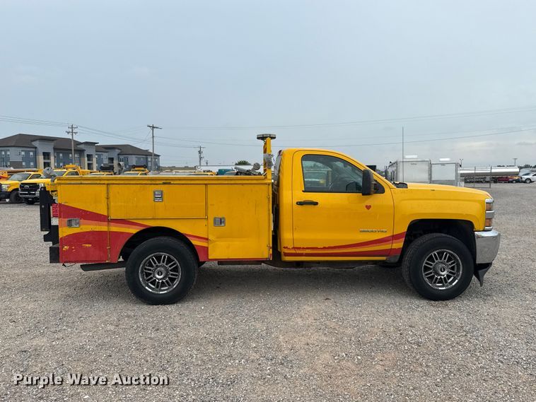 2016 Chevrolet Silverado 3500HD Utility Bed Pickup Truck - photo 4