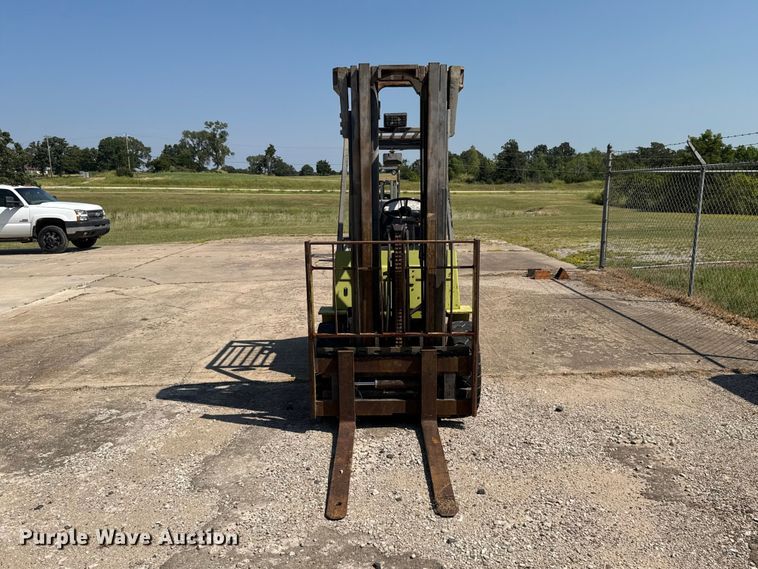Clark GPS20WC Forklift - photo 2