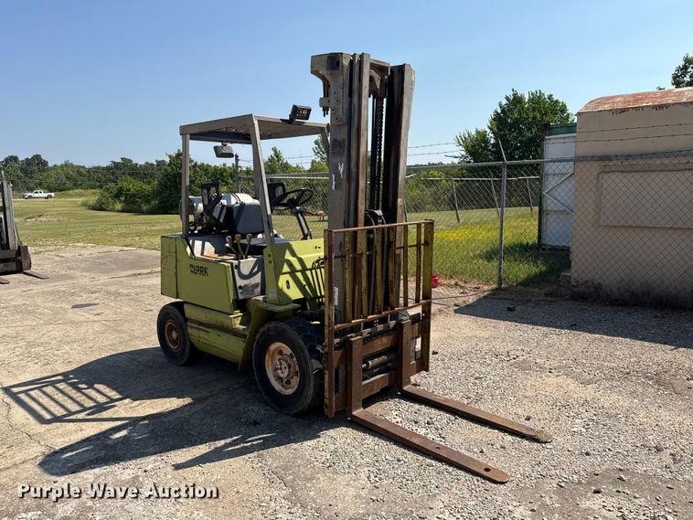 Clark GPS20WC Forklift - photo 3
