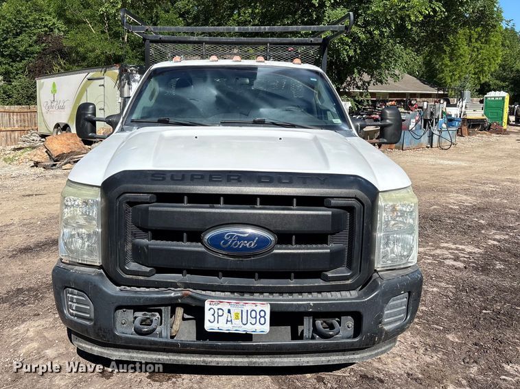 2011 Ford F350 Super Duty Utility Bed Pickup Truck - photo 2