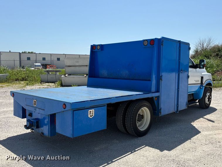 2019 Chevrolet GM515 Flatbed Truck - photo 5