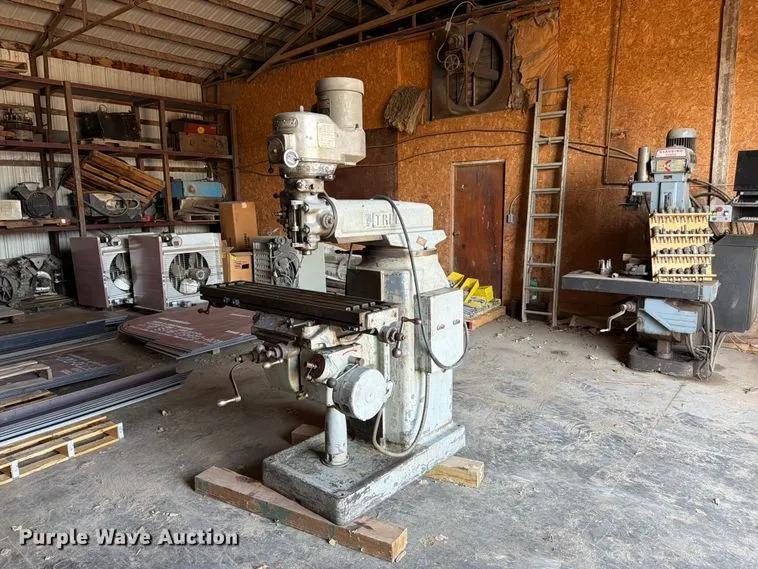 Tree Tool And Die Works 2UVR Milling Machine