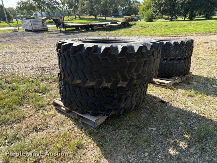 (2) Treileborg 520/70B34 Tires - photo 5
