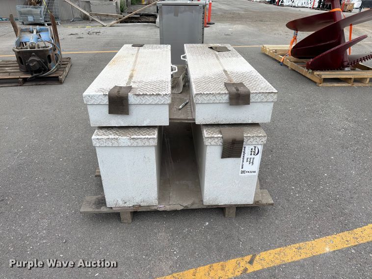 (4) Toolboxes - photo 2
