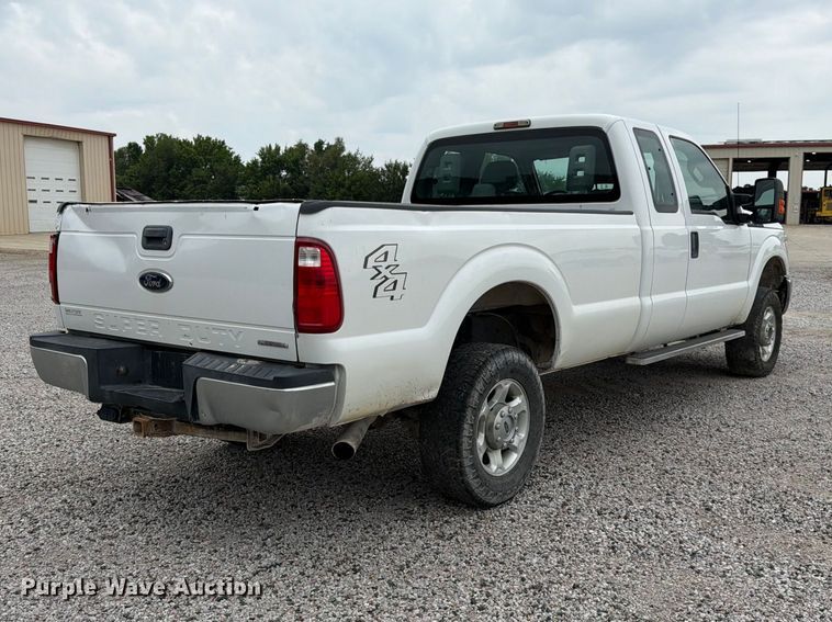 2016 Ford F250 Super Duty XL  Ext. Cab Pickup Truck - photo 5