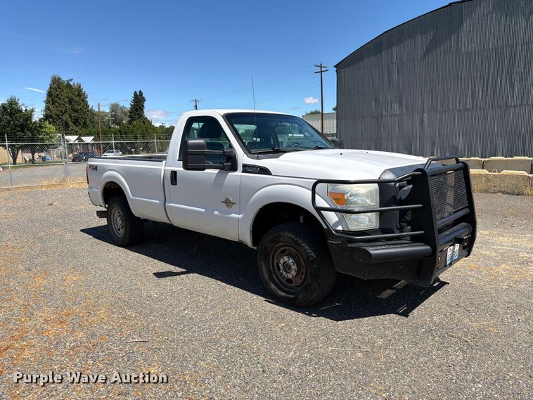 2013 Ford F250 Pickup Truck - photo 3