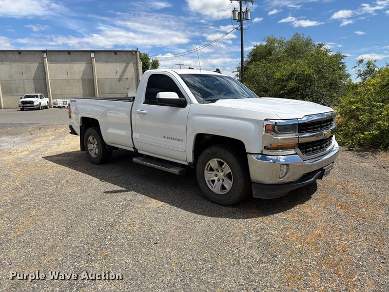 2016 Chevrolet Silverado 1500 Pickup Truck - photo 3