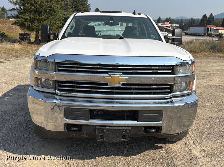 2016 Chevrolet Silverado 3500HD Ext. Cab Pickup Truck - photo 2