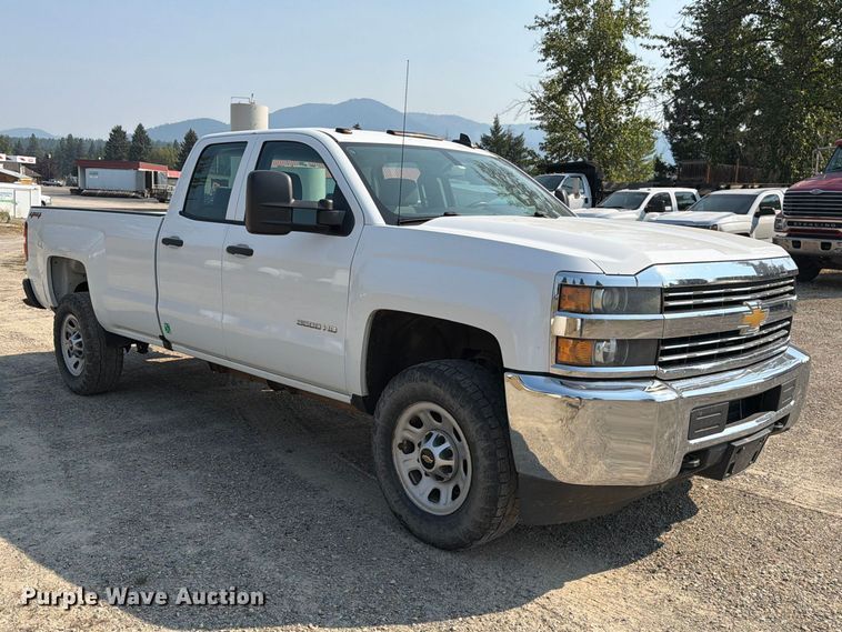2016 Chevrolet Silverado 3500HD Ext. Cab Pickup Truck - photo 3