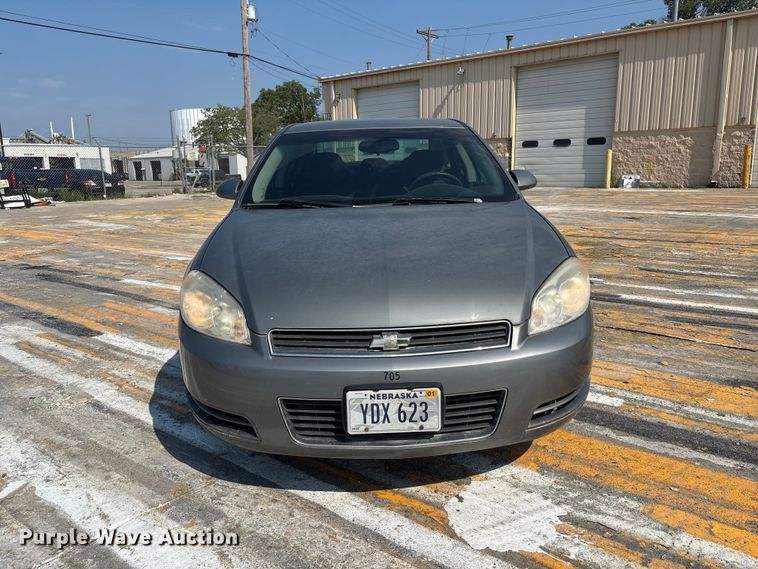 2009 Chevrolet Impala - photo 2