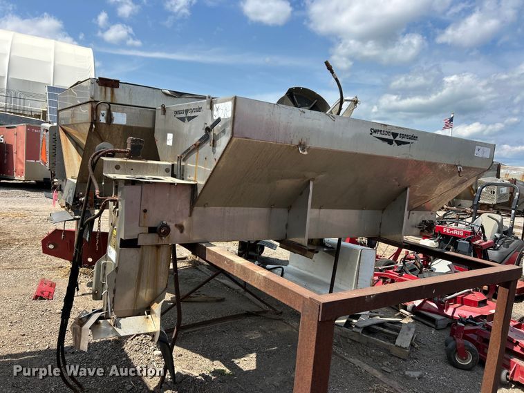 (3) Salt Spreaders - photo 5