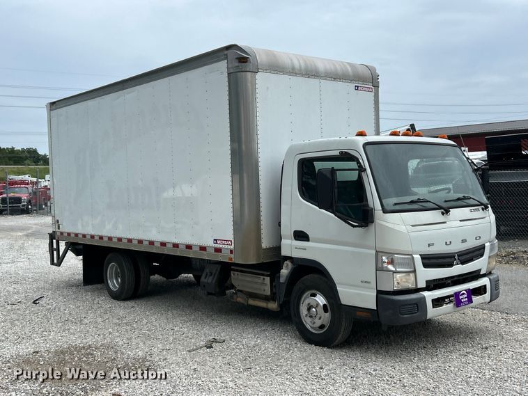 2015 Mitsubishi Fuso FE130 Box Truck - photo 3