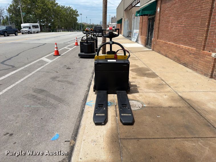 2014 Yale MPE060LFN24T2748 Pallet Jack - photo 2