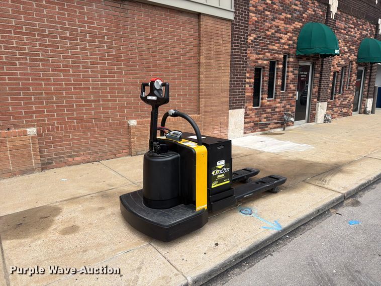 2014 Yale MPE060LFN24T2748 Pallet Jack - photo 5