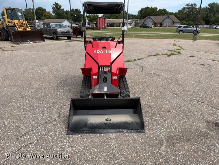 2025 AGT SDA-140T Compact Utility Loader - photo 2