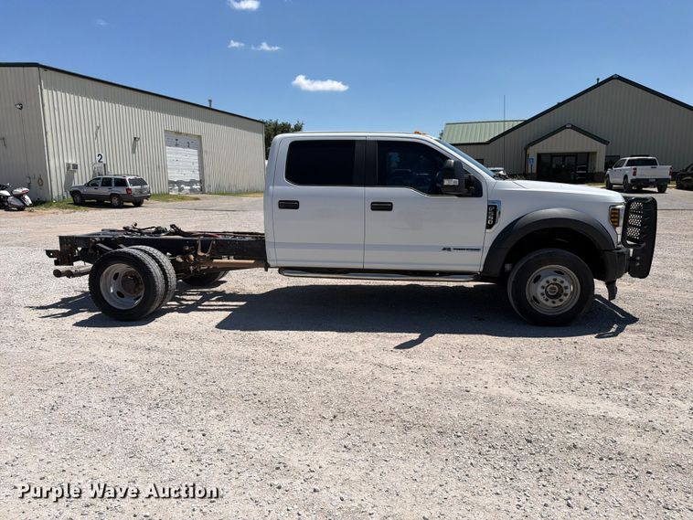 2019 Ford F550 Super Duty Crew Cab Truck Cab And Chassis - photo 4