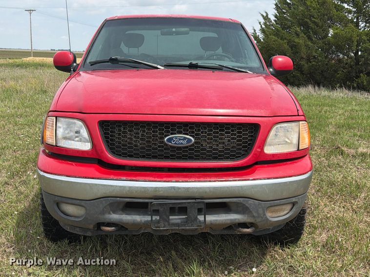 2002 Ford F150 Ext. Cab Pickup Truck - photo 2