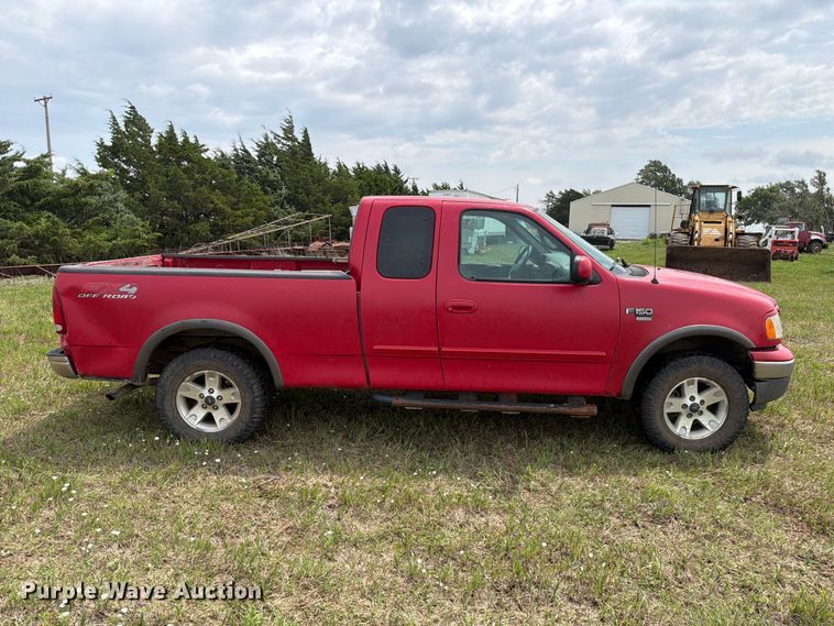 2002 Ford F150 Ext. Cab Pickup Truck - photo 4