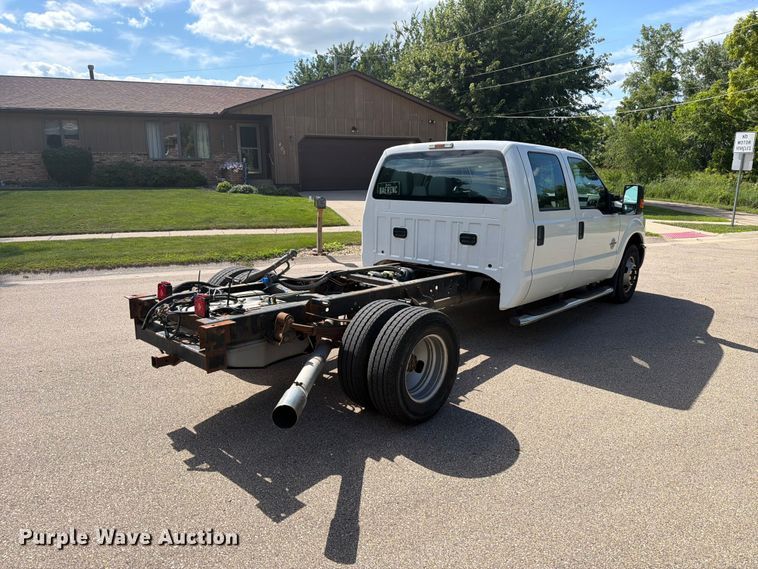 2013 Ford F350 Super Duty Crew Cab Pickup Truck Cab And Chassis - photo 5