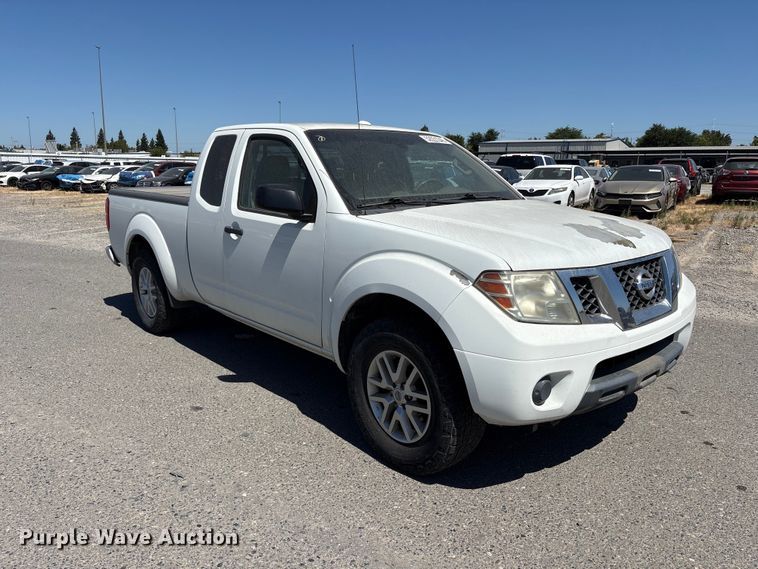 2016 Nissan Frontier Ext. Cab Pickup Truck - photo 3