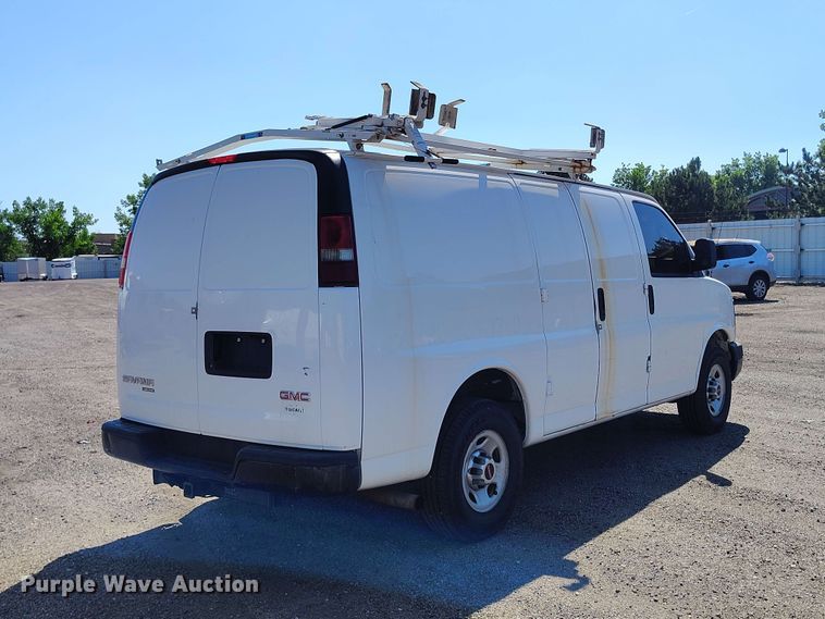 2015 GMC Savana 2500 Van - photo 5
