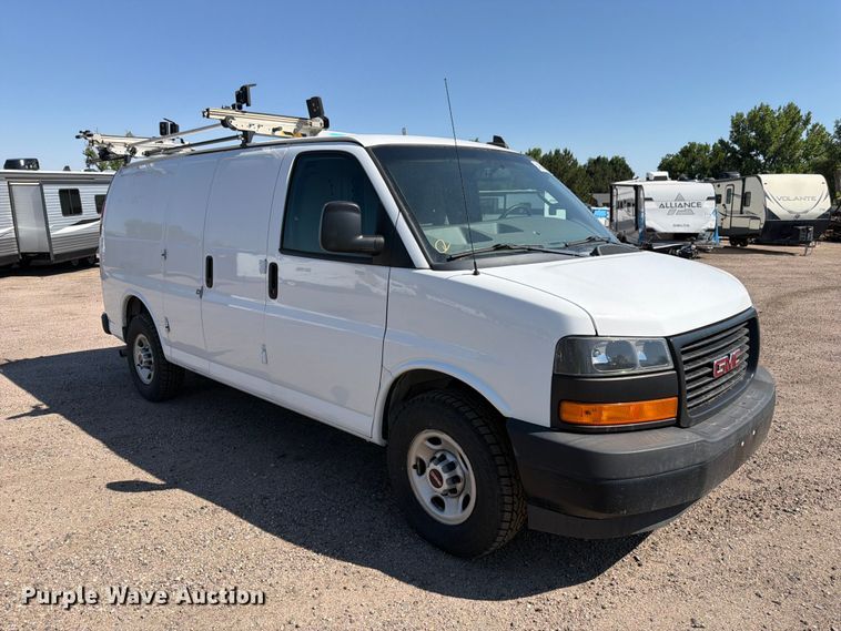 2018 GMC Savana 2500 Van - photo 3