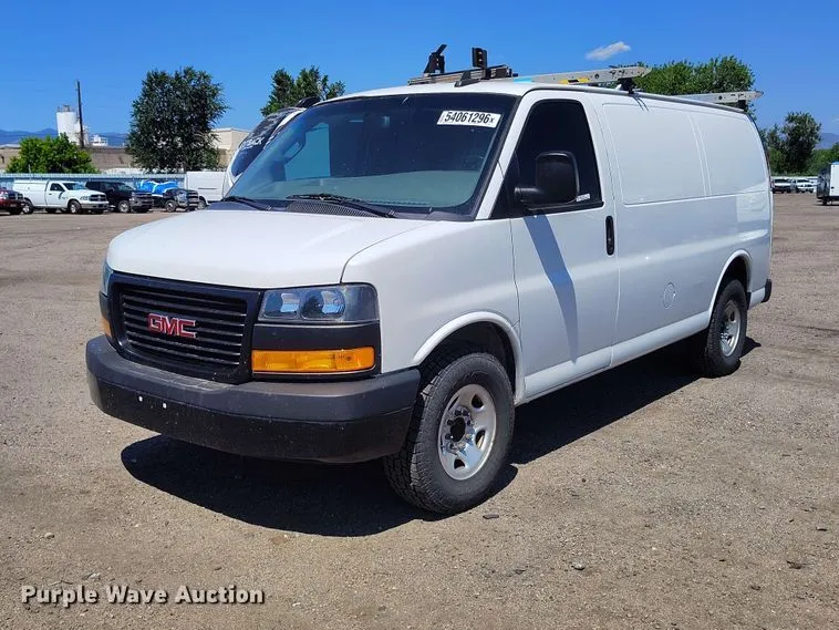 2020 GMC Savana 2500 Van