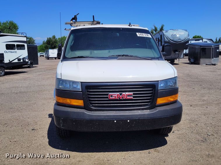 2020 GMC Savana 2500 Van - photo 2
