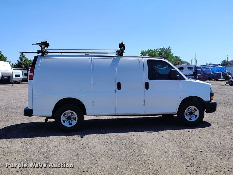 2020 GMC Savana 2500 Van - photo 4