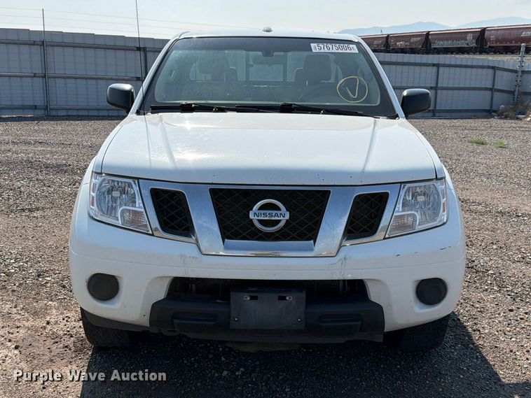 2017 Nissan Frontier Ext. Cab Pickup Truck - photo 2