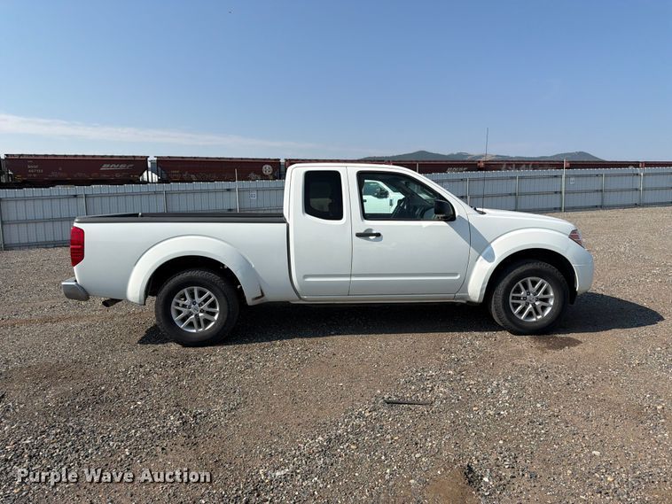 2017 Nissan Frontier Ext. Cab Pickup Truck - photo 4