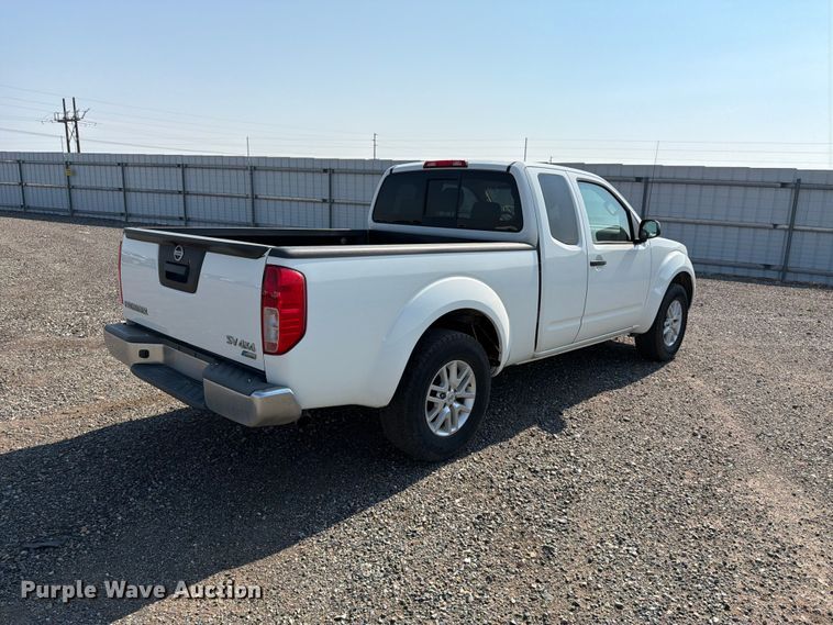 2017 Nissan Frontier Ext. Cab Pickup Truck - photo 5