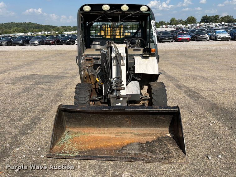 2005 Bobcat 5600 Utility Vehicle - photo 2