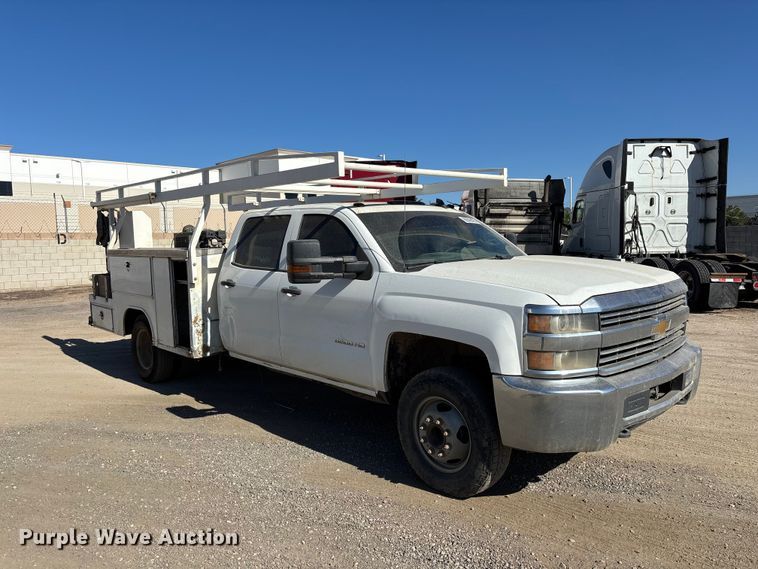 2017 Chevrolet Silverado 3500 Utility Bed Pickup Truck - photo 3