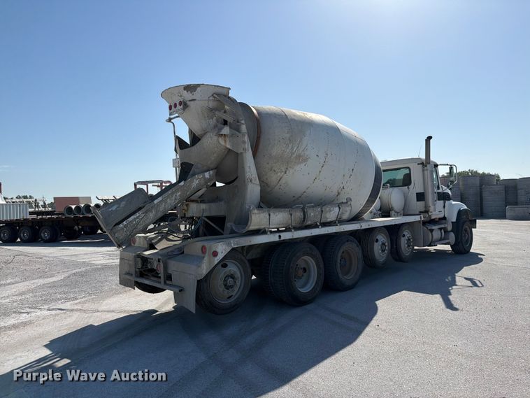 2006 Mack Granite CV713 Ready Mix Truck - photo 5