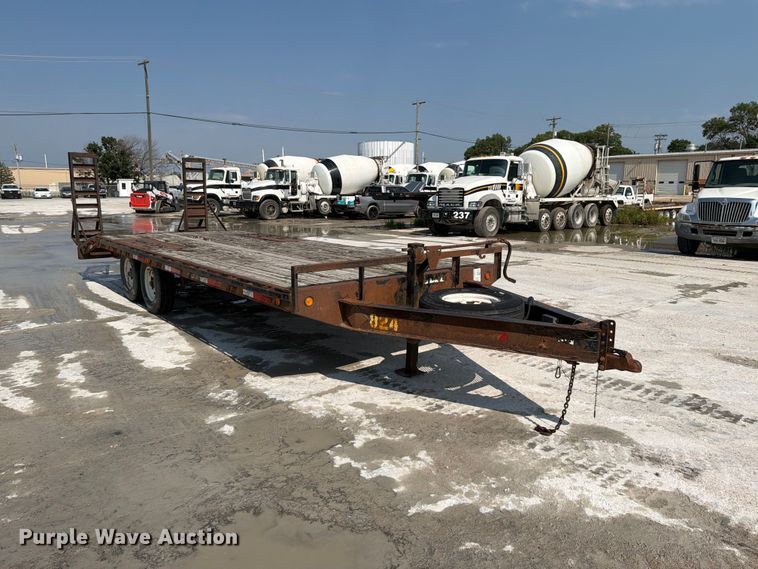 2009 PJ F8222 Utility Trailer - photo 3