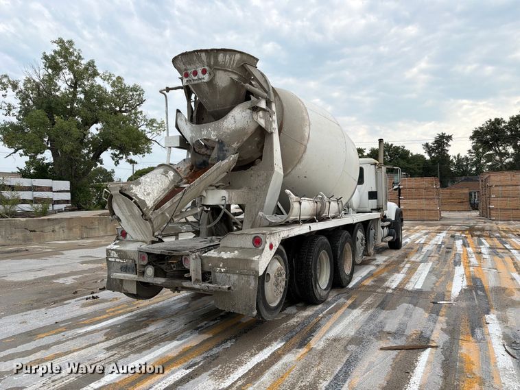 2006 Mack Granite CV713 Ready Mix Truck - photo 5