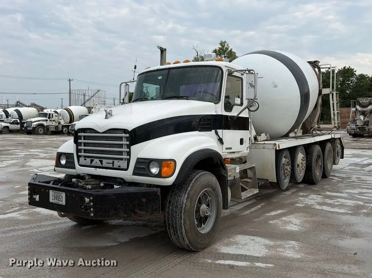 2004 Mack Granite CV713 Ready Mix Truck