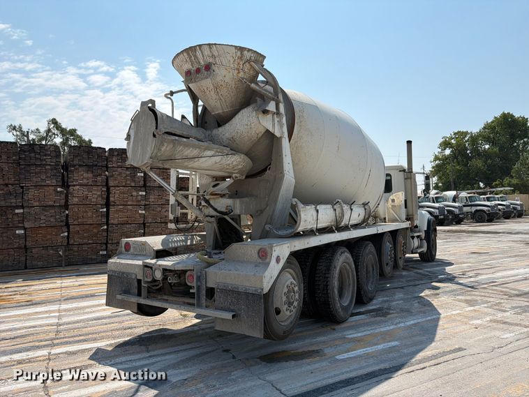 2006 Mack Granite CV713 Ready Mix Truck - photo 5