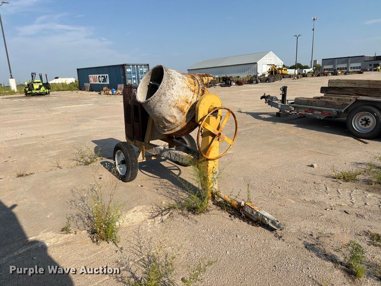 Concrete Mixer - photo 3