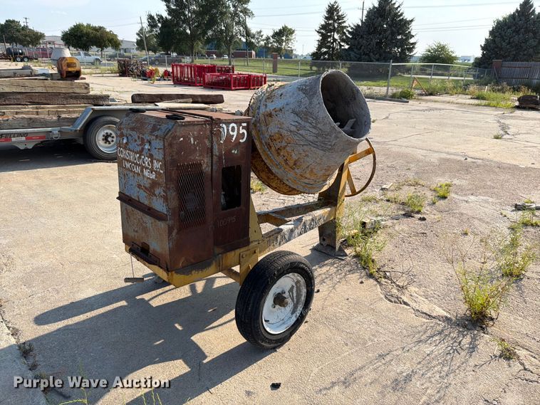 Concrete Mixer - photo 5