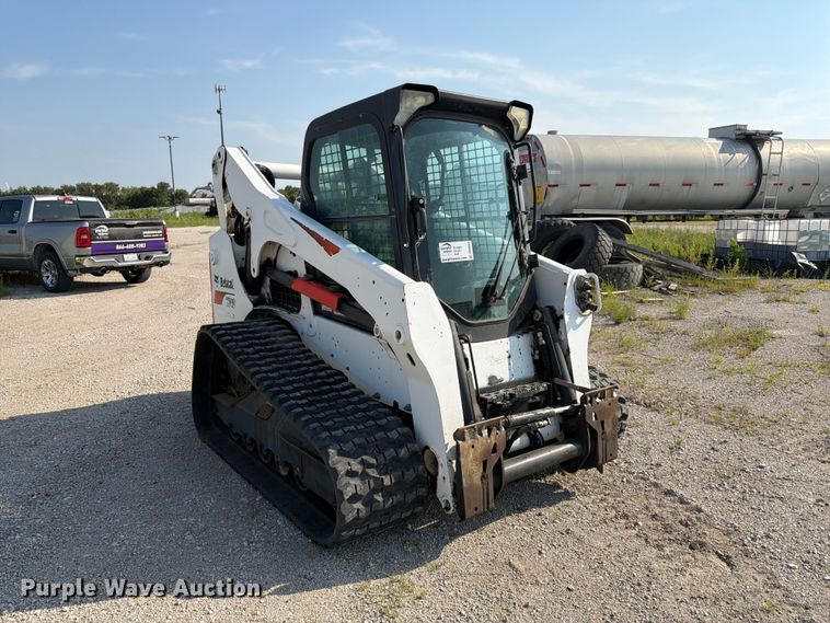 2019 Bobcat T740 Tracked Skid Steer Loader - photo 3
