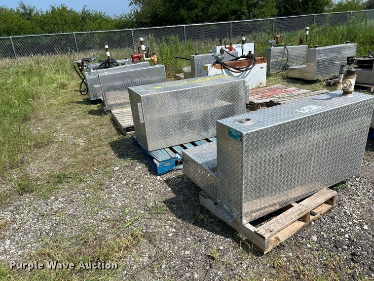(5) Fuel Tanks - photo 3