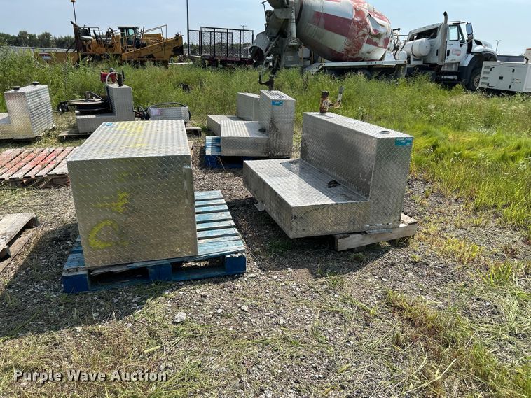 (5) Fuel Tanks - photo 4